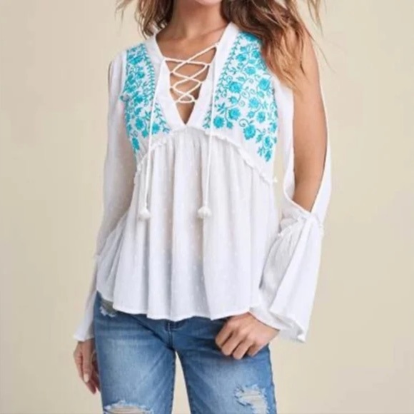 VENUS White and Teal 3/4 Sleeve Embellished Blouse sizes 8,10 and 14 NWOT - Picture 1 of 15